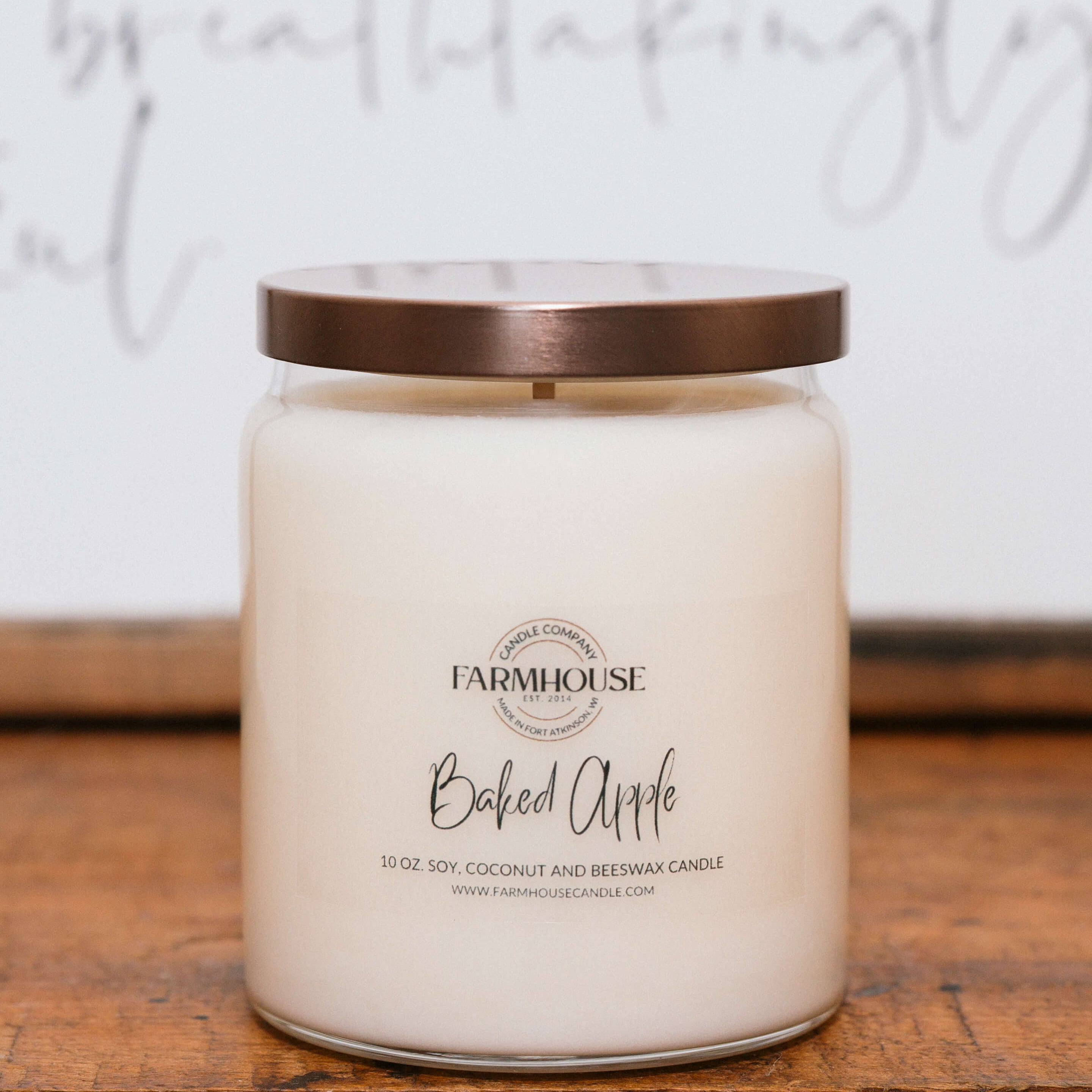 Baked Apple hand-poured soy, coconut and beeswax candle | Farmhouse Candle Company | Wisconsin